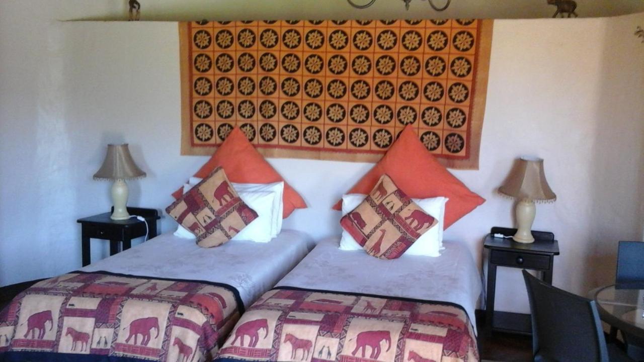 African Sun Guest House Джордж Екстер'єр фото