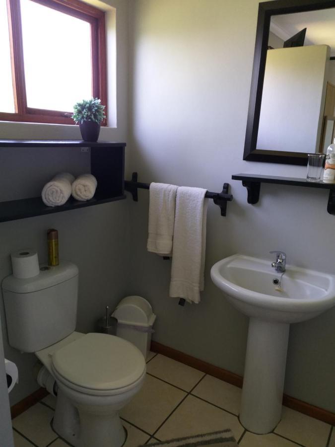 African Sun Guest House Джордж Екстер'єр фото